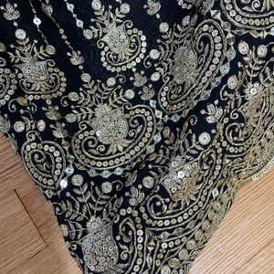 Islamic Wedding dress guest women’s size 38 black with gold embroidery.